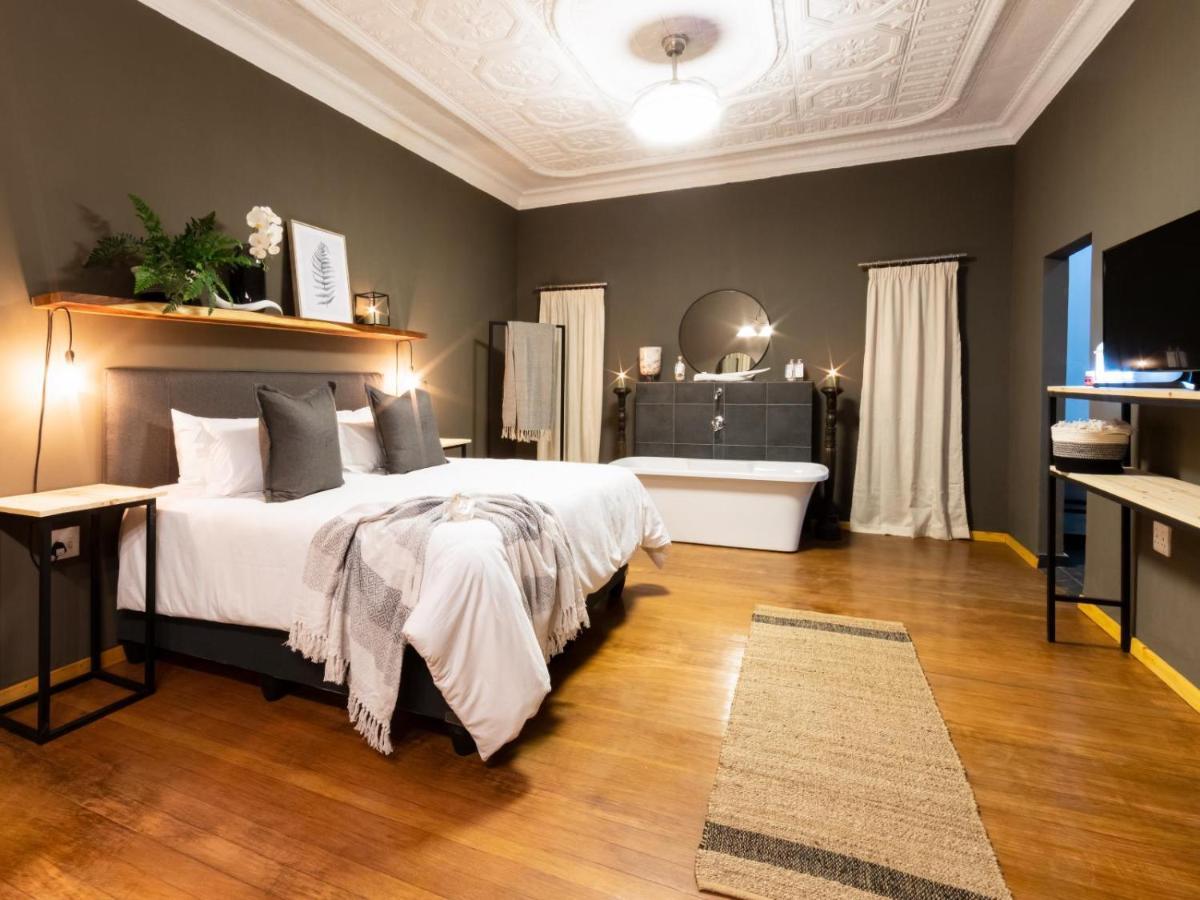Royal Tree Guest House Potchefstroom Dış mekan fotoğraf