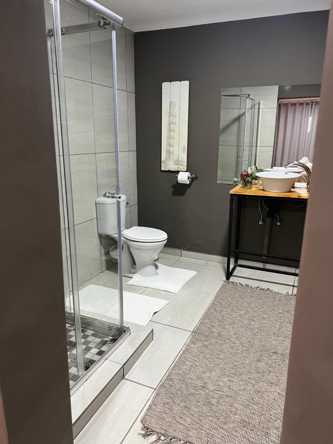Royal Tree Guest House Potchefstroom Dış mekan fotoğraf