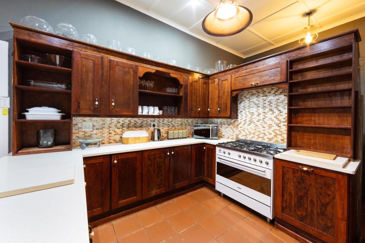 Royal Tree Guest House Potchefstroom Dış mekan fotoğraf